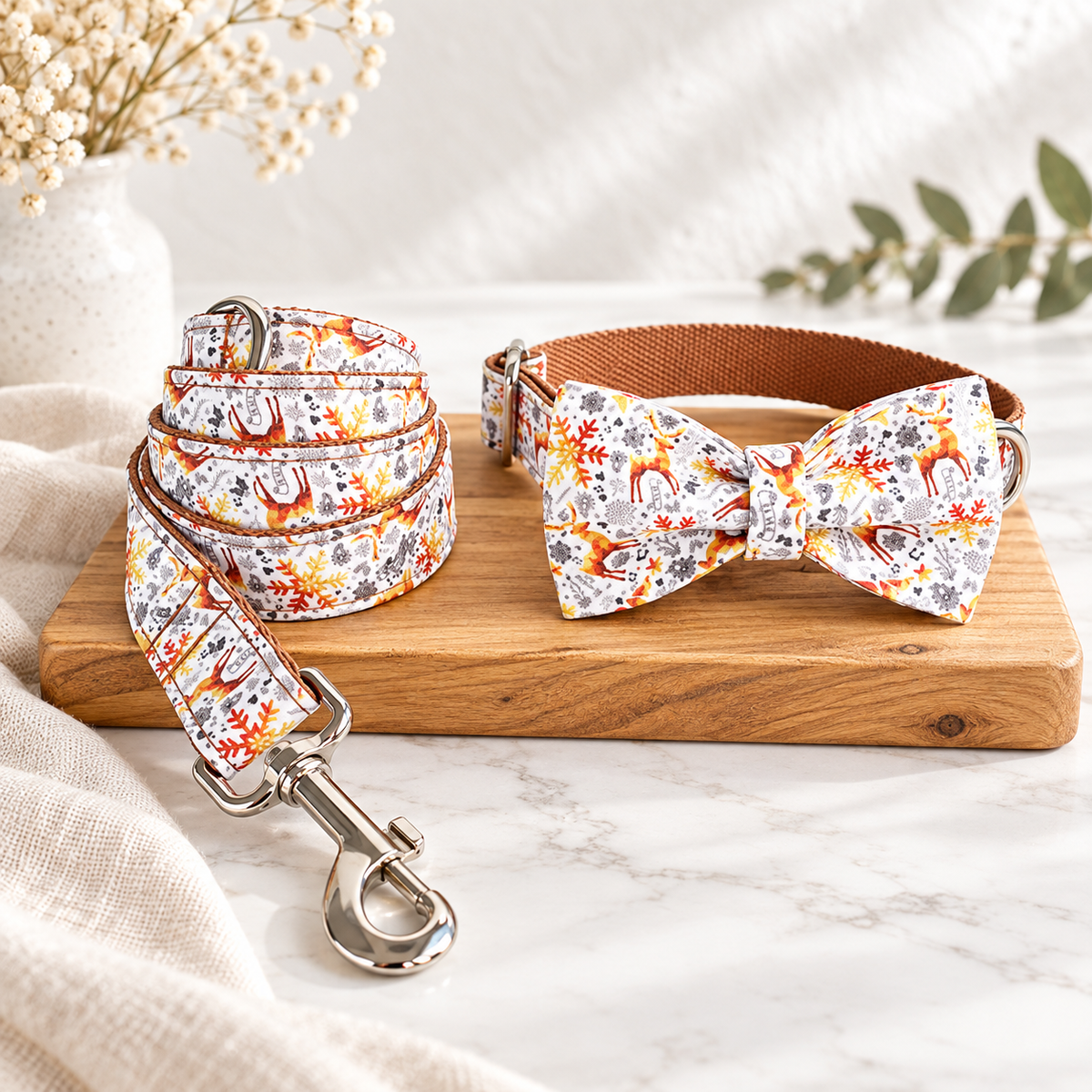 Christmas Dog Collar with Bow Tie – Dog Collar and Lead Set, Beige