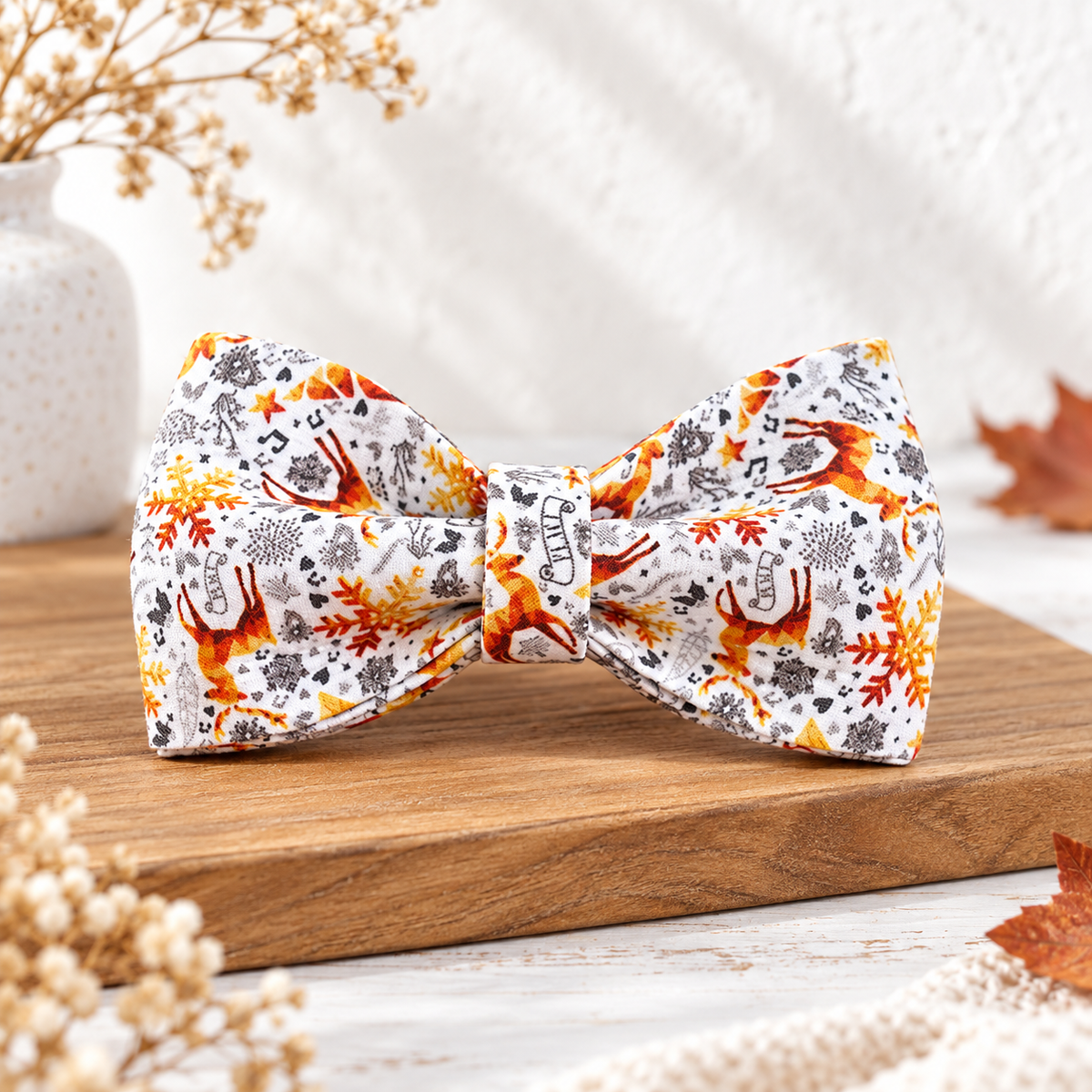 Christmas Dog Collar with Bow Tie – Dog Collar and Lead Set, Beige